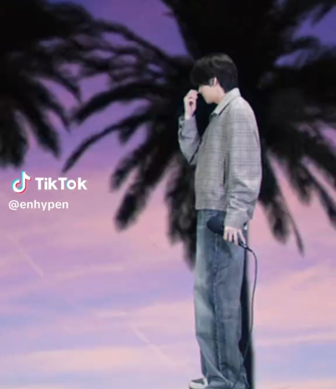 250714 Tiktok: Jake @ Loose