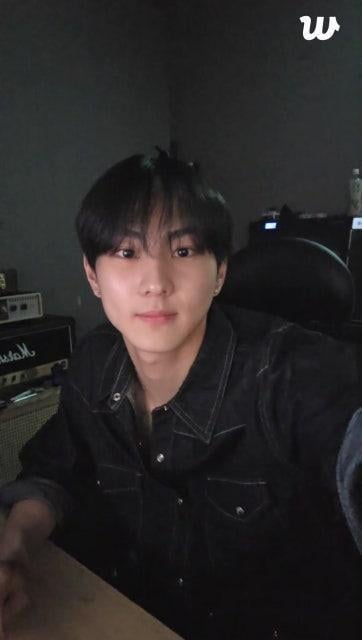 250714 [Weverse Live: Jungwon]😃