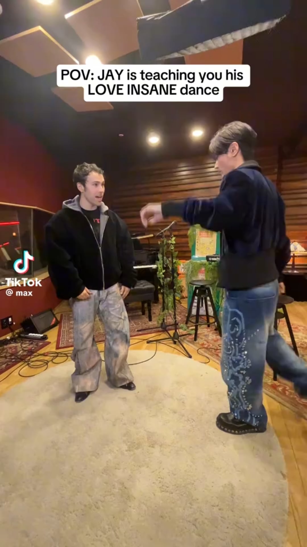 250719 Max Tiktok with Jay @ Love Insane