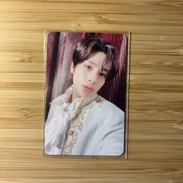 is this photocard real?