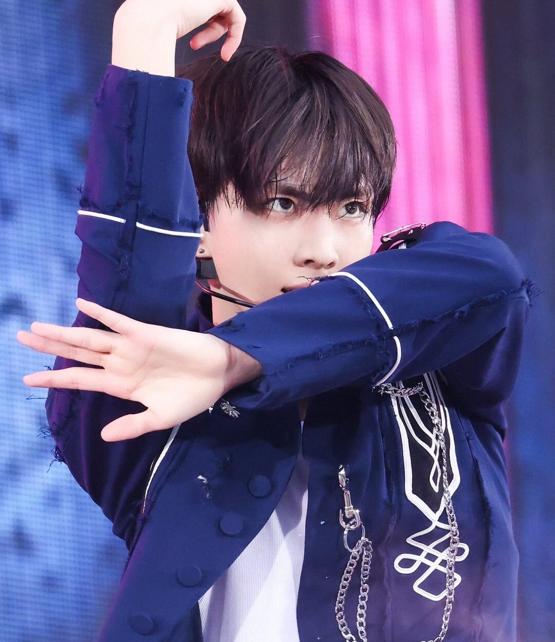 250720 ENHYPEN OFFICIAL Twitter: [🎞️ENroll] STAGE PHOTO @ ‘WALK THE LINE’ -SUMMER EDITION- in TOKYO