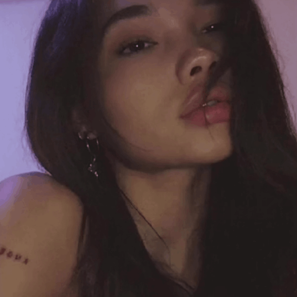 Y'all remember this girl who looks exactly like Ni-ki