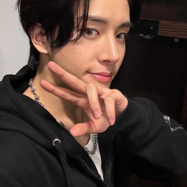 250817 Weverse: Jake