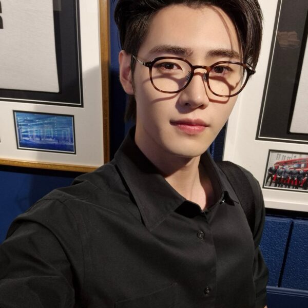 250824 Sunghoon WV Post 🇬🇧👓