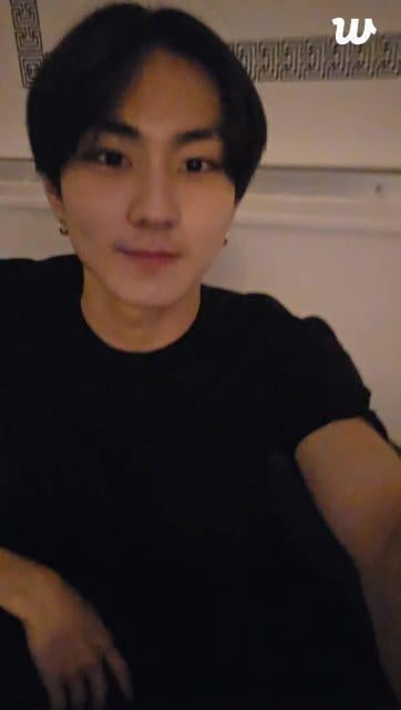 250809 [Weverse Live: Jungwon]😄