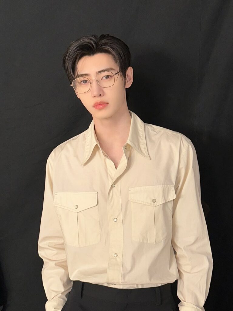 250801 Instagram: ENHYPEN @ JINS