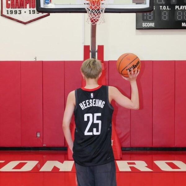 250813 Instagram Story: Heeseung @ Houston Rockets & NBA