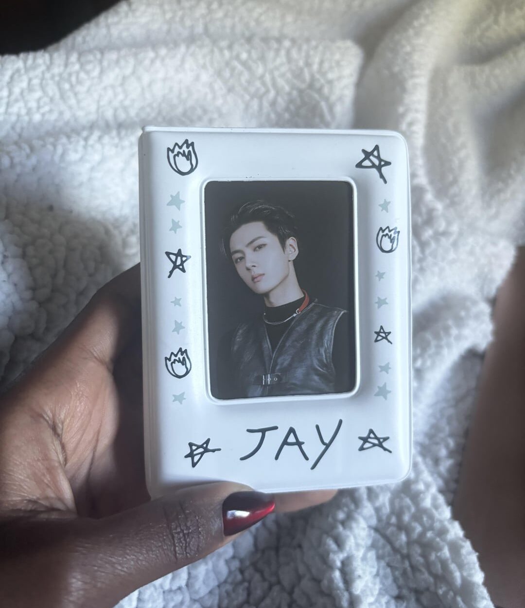 Looking to sell this walk the line photo book but not sure how to go about it