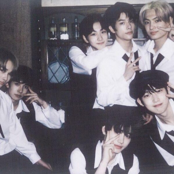 Which older song do you want enha to perform again?