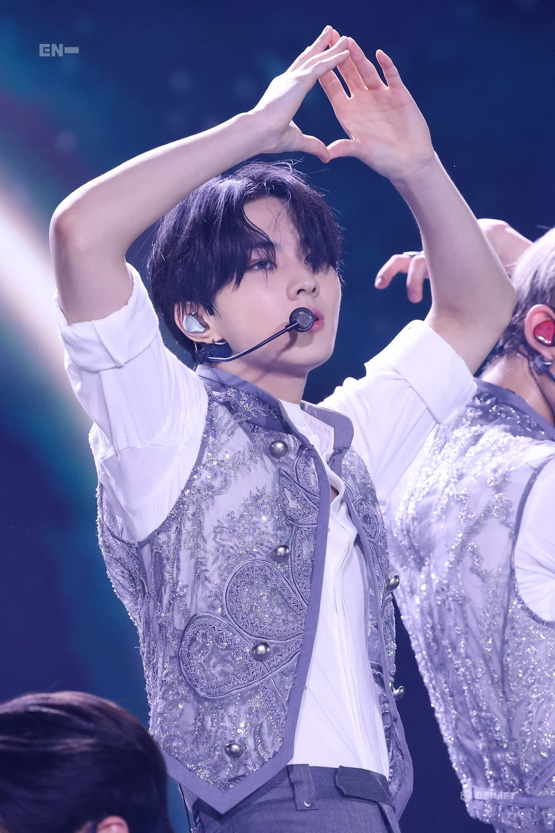 250820 ENHYPEN OFFICIAL Twitter: [🎞️ENroll] STAGE PHOTO @ 'WALK THE LINE' in LA