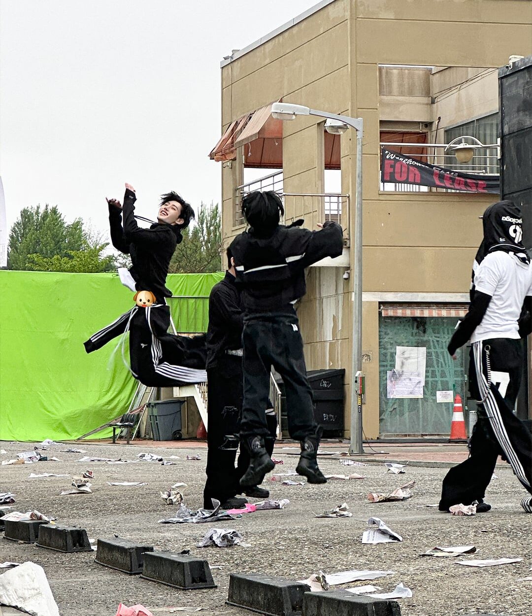 250805 6th Mini Album <DESIRE : UNLEASH> AirDDrop🤳 - Outside MV