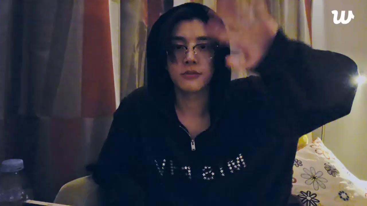 250828 [Weverse Live: Jake] 🫠