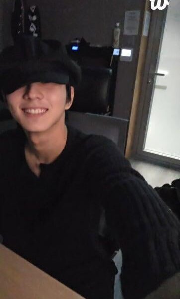 250908 [Weverse Live: Jungwon] 😃