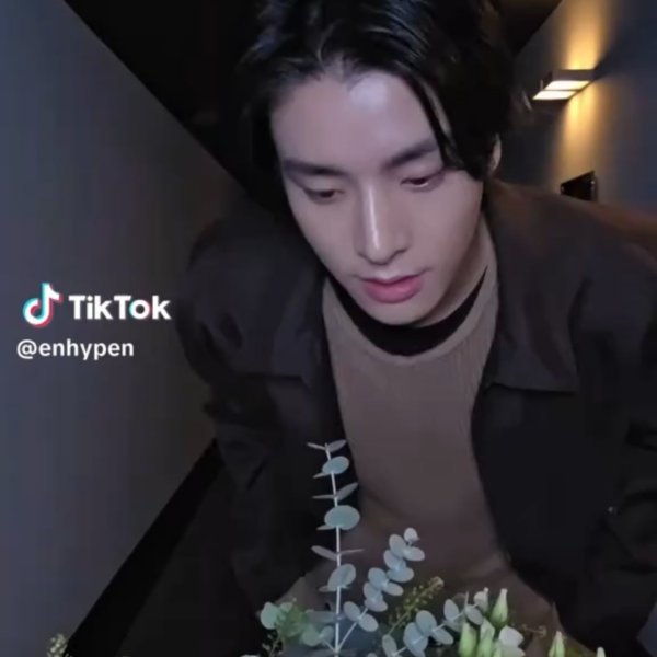 250924 Tiktok: ENHYPEN @ Prada SS26