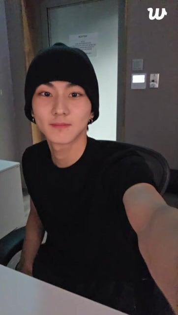 250916 [Weverse Live: Jungwon]😃