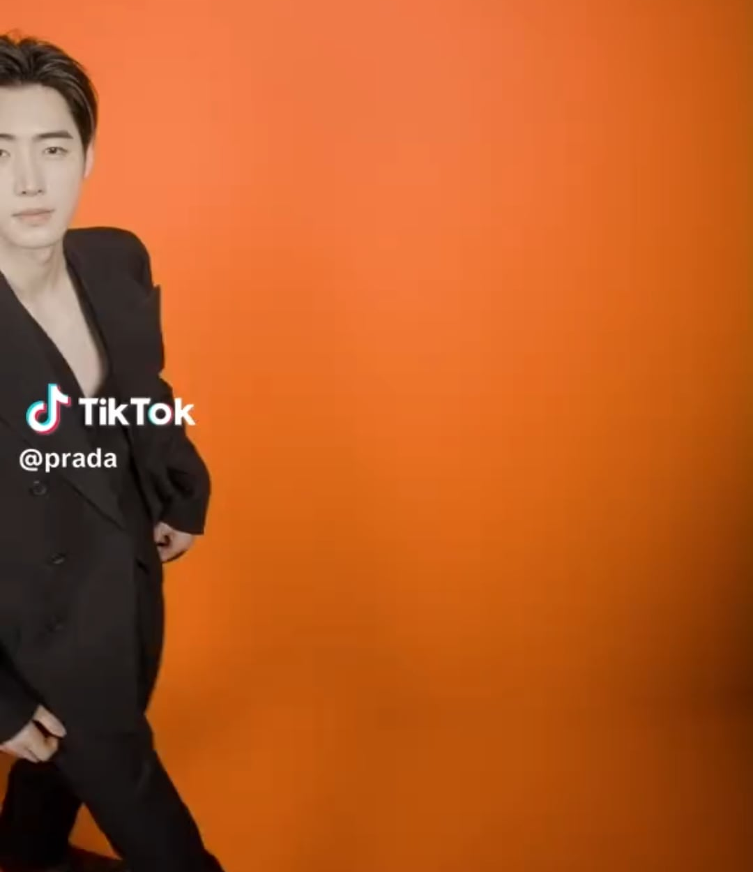 250926 Prada Tiktok: ENHYPEN @ Prada SS26