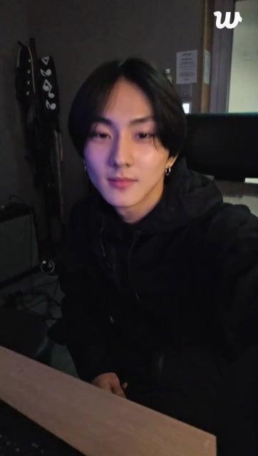 250922 [Weverse Live: Jungwon] Hi (하이)