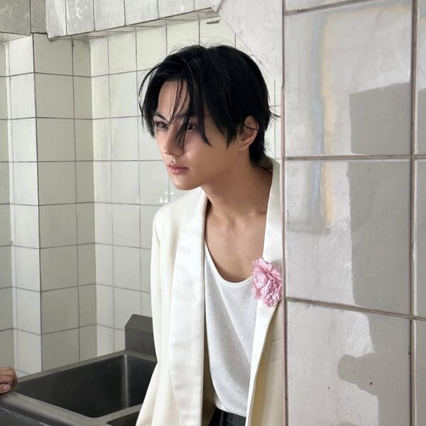 250922 Instagram: Jungwon @ Prada