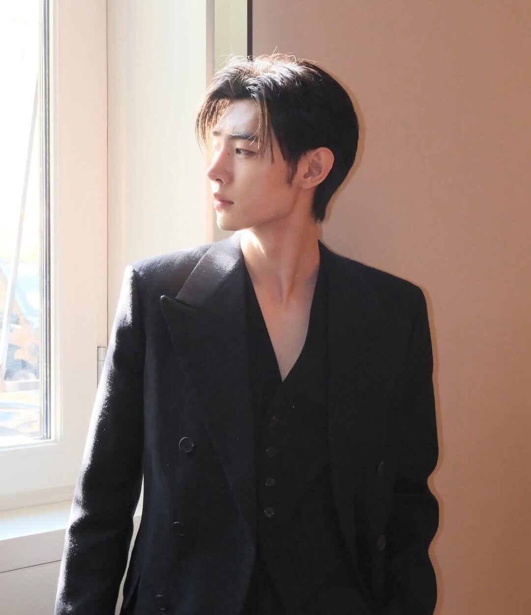 250926 Instagram: Sunghoon @ PradaSS26