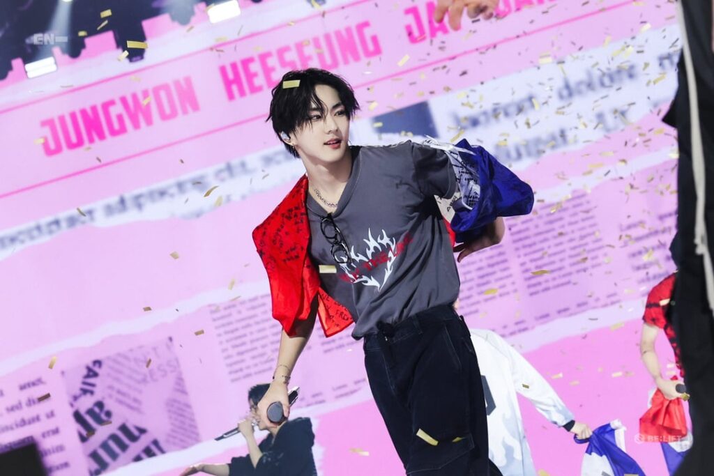 250906 ENHYPEN OFFICIAL Twitter: [🎞️ENroll] STAGE PHOTO @ 'WALK THE LINE' in Paris