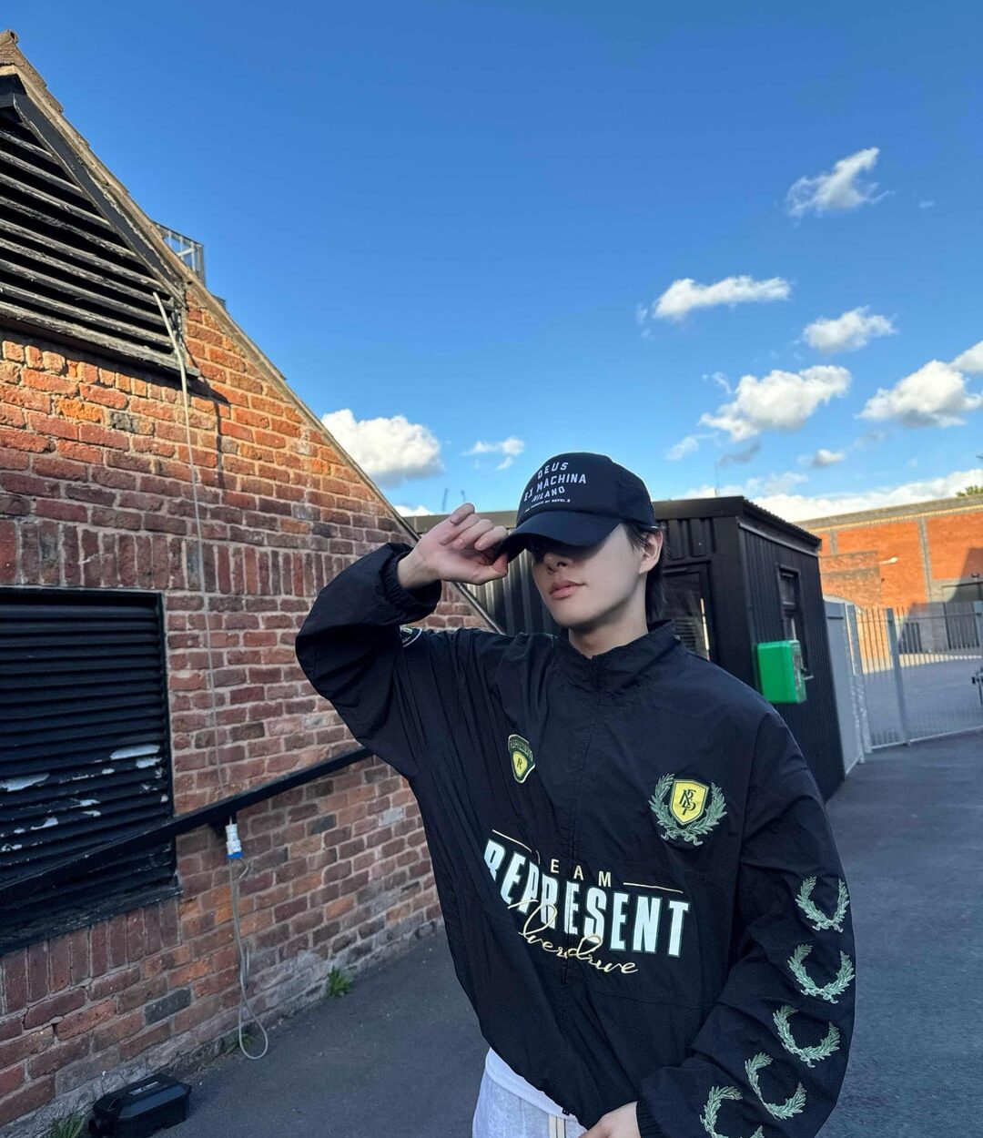 250909 Weverse: Jake