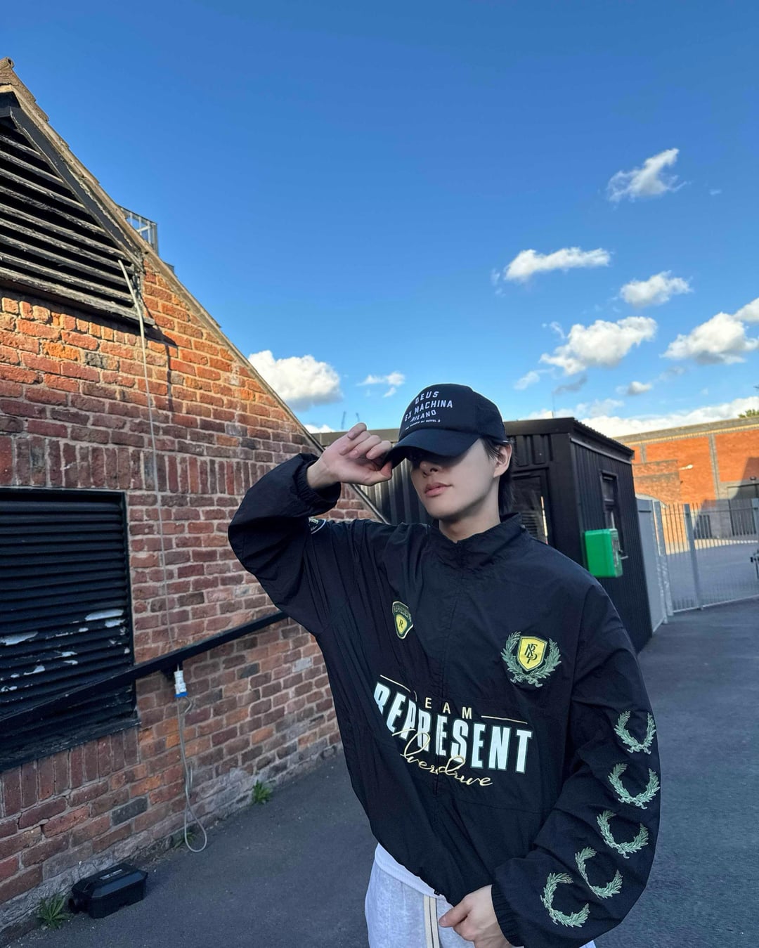 250909 Weverse: Jake