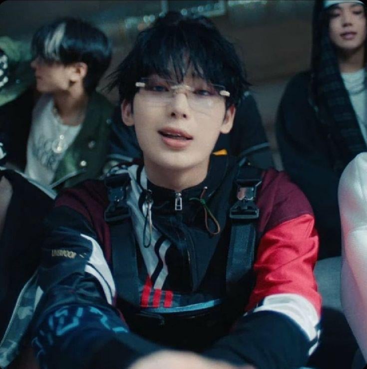 What music video is this?