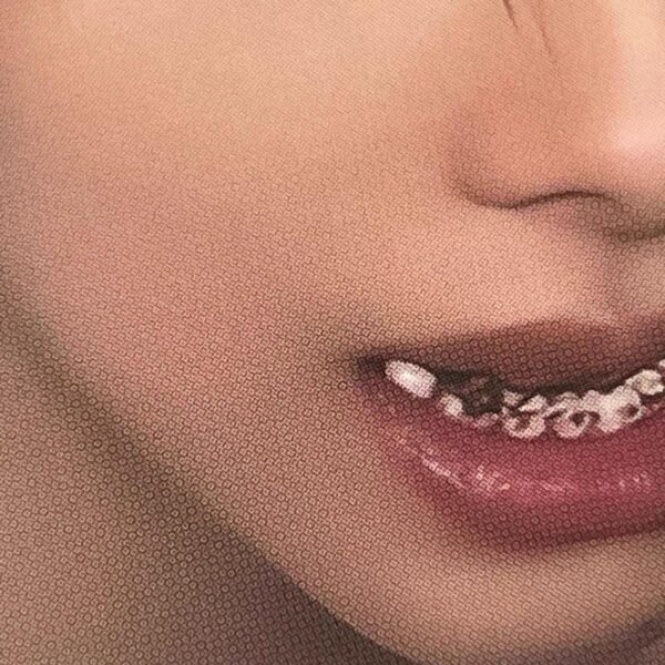 is this photocard real?