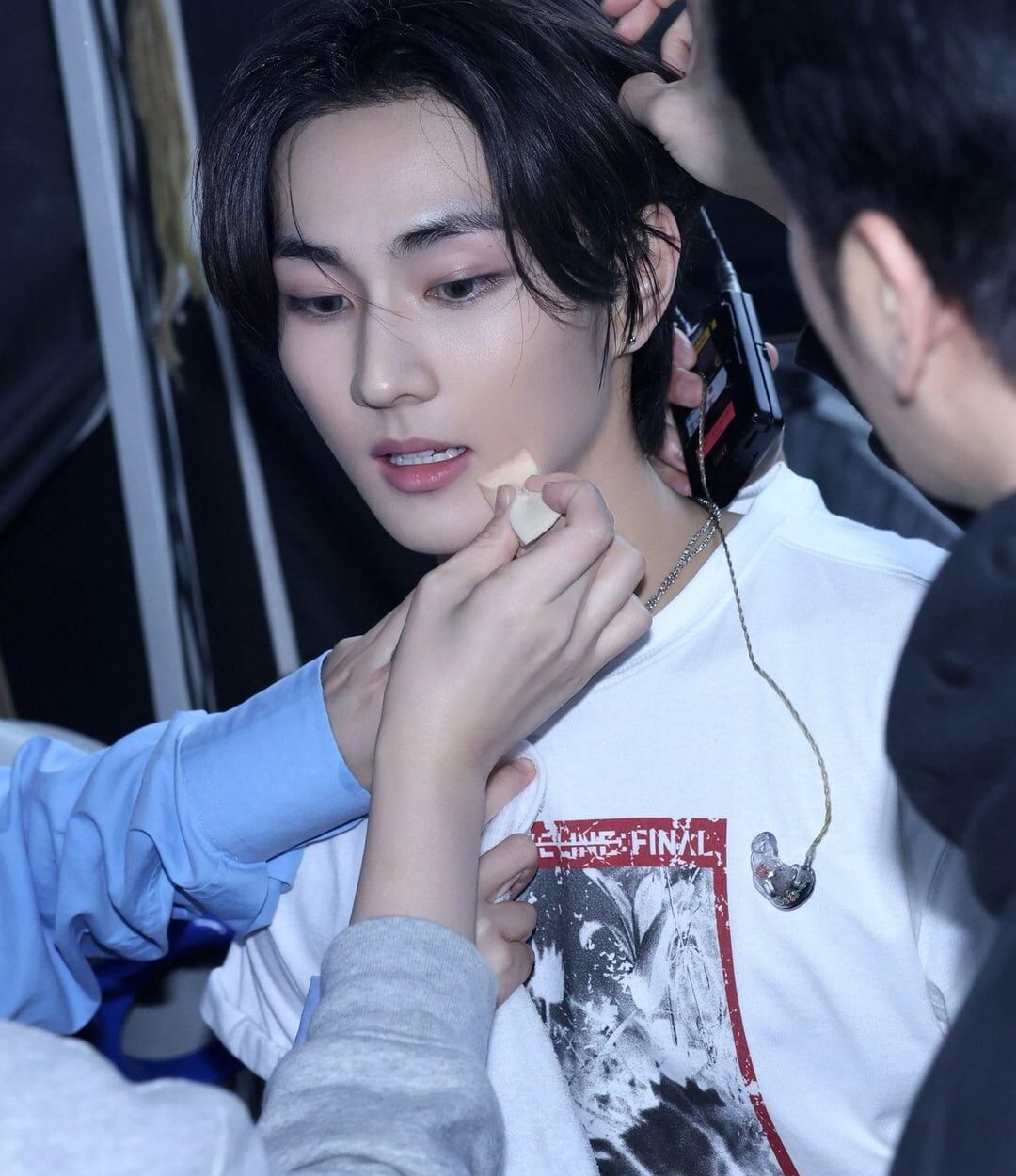 251029 ENHYPEN OFFICIAL Twitter: [🎞️ENroll] BACKSTAGE PHOTO @ WORLD TOUR ‘WALK THE LINE : FINAL’