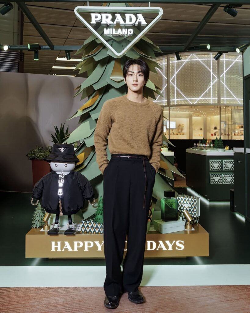 251010 L'Officiel Singapore Instagram: Jungwon @ Prada Beauty