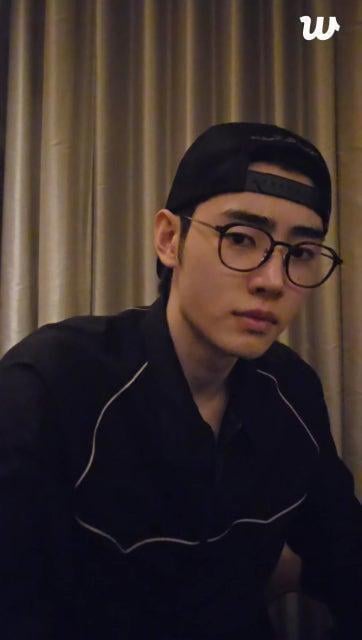 251001 [Weverse Live: Sunghoon] 👋