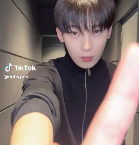 251012 Tiktok: Sunoo