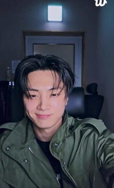 251010 [Weverse Live: Jay] im back
