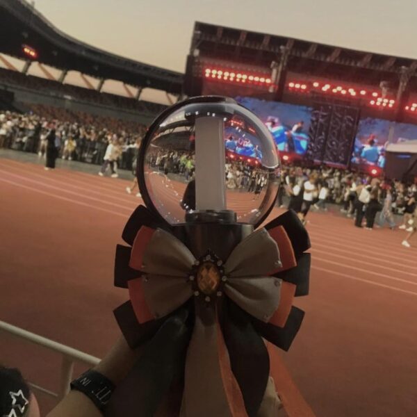PH engene: Im selling my Lighstick V1