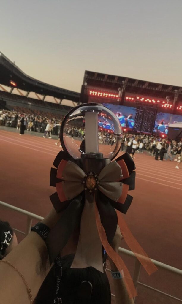 PH engene: Im selling my Lighstick V1