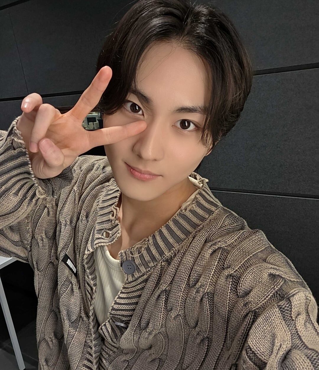 251007 Weverse: Jungwon (2)