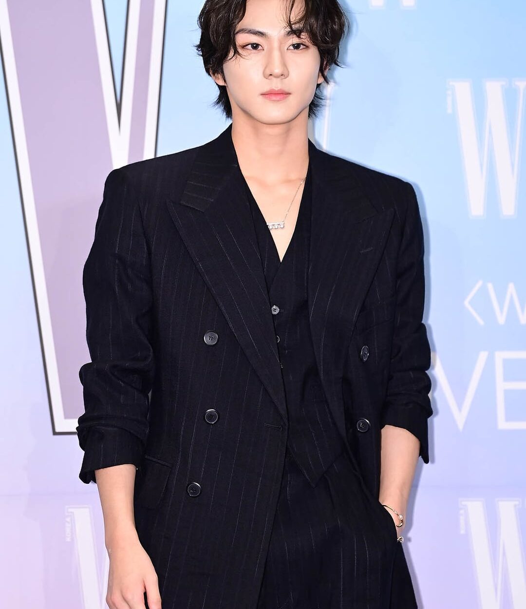 251015 ENHYPEN's Jungwon @ 'Love Your W 2025' Red Carpet [Media Photos]