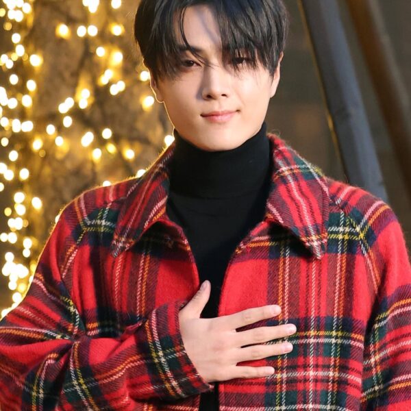 251031 JAY @ Ralph Lauren Holiday Experience Pop Up in Seoul [Media Photos]