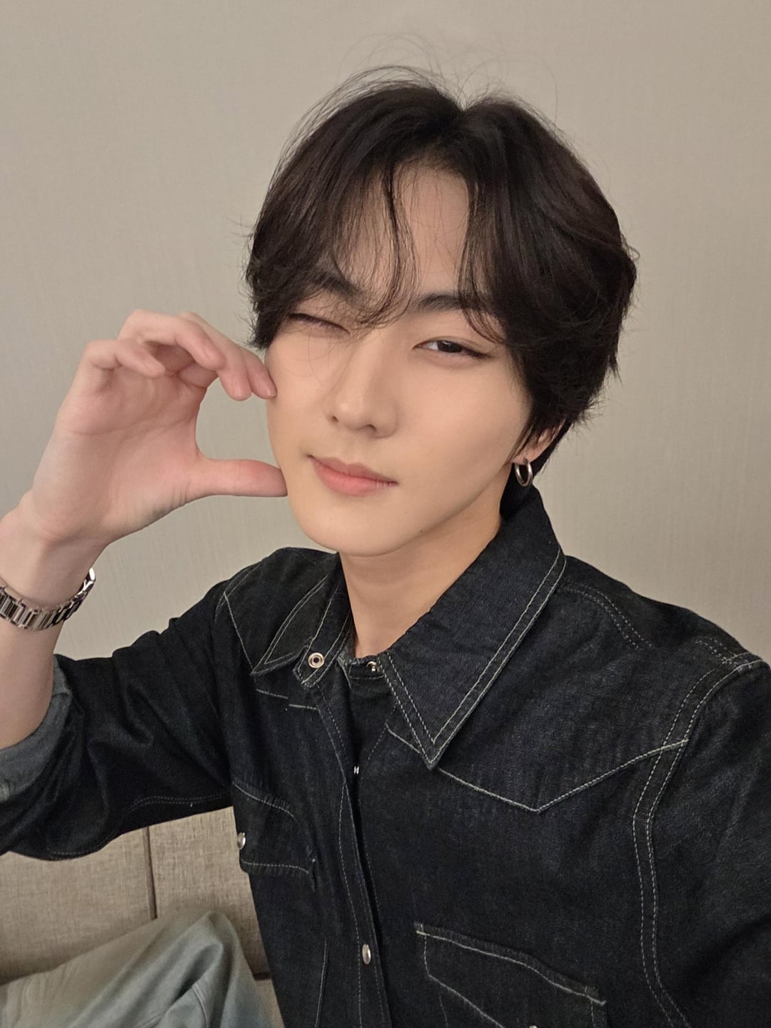 251021 Weverse: Jungwon (2)