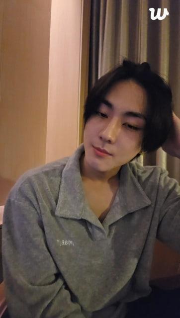 251004 [Weverse Live: Jungwon] Hi (하이)