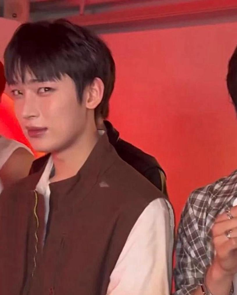 What’s your favourite meme of ENHYPEN ?