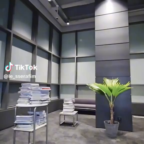 251101 LE SSERAFIM Tiktok: Sakura with Heeseung @ Spaghetti