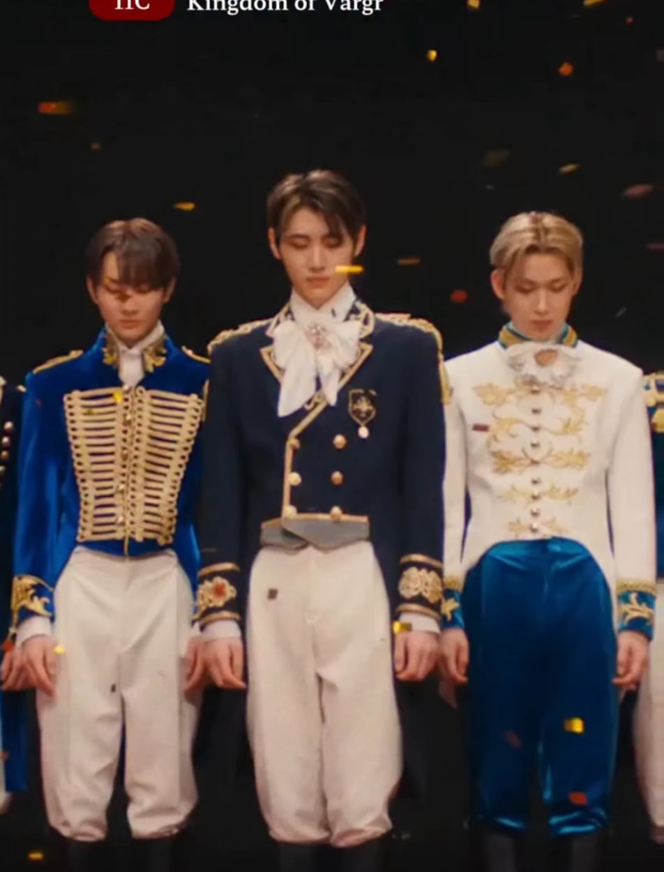 251108 Dark Moon by Hybe Instagram: Dark Moon:Two Moons Coming Soon