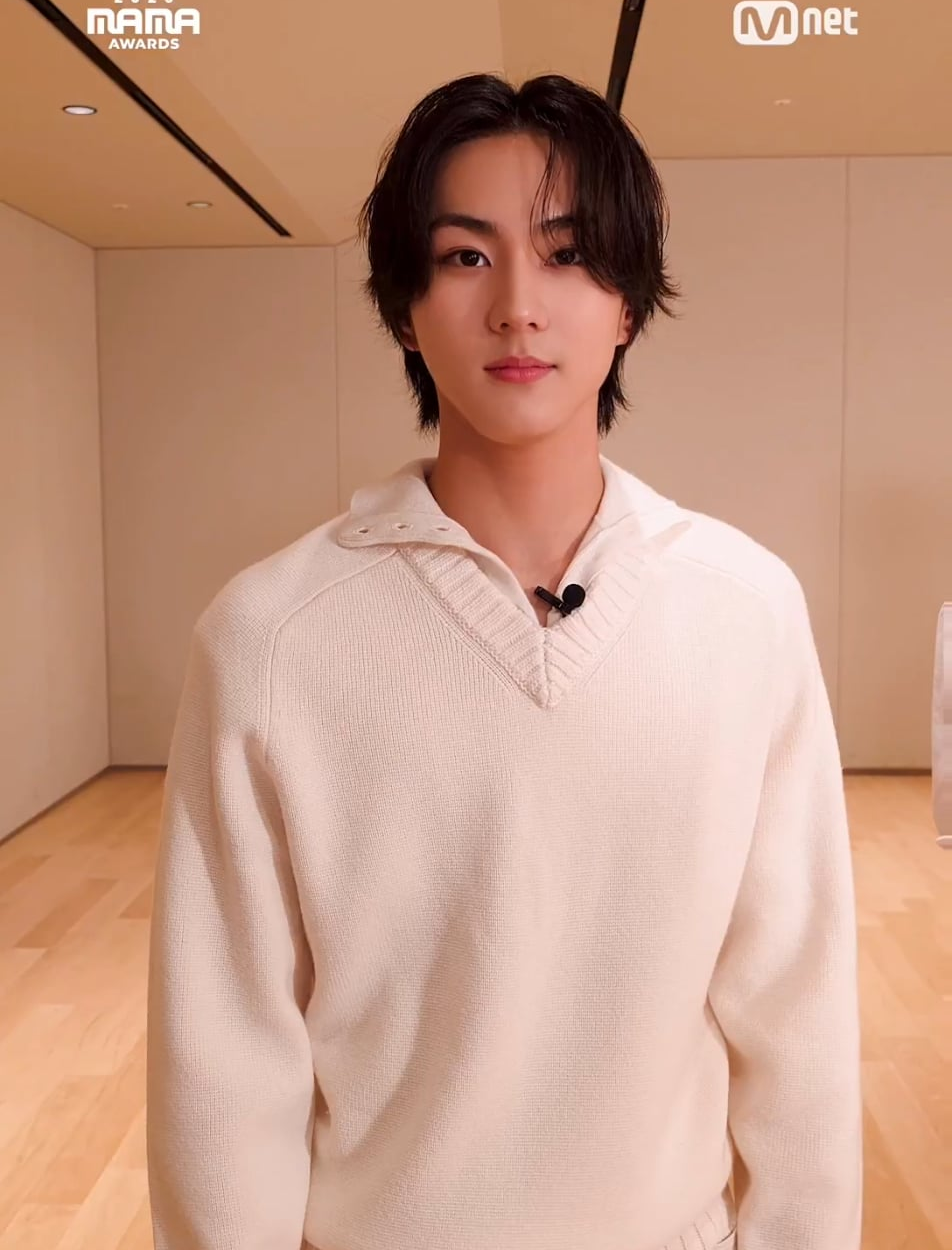 251126 MAMA AWARDS Twitter: UH-HEUNG Interview With ENHYPEN 🦁🎤