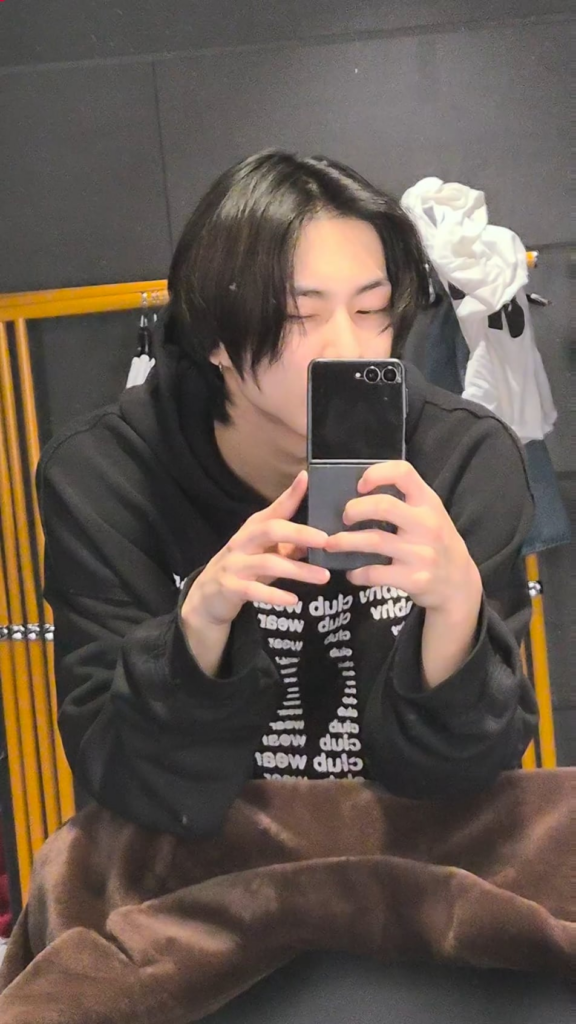 251122 Weverse: Jungwon