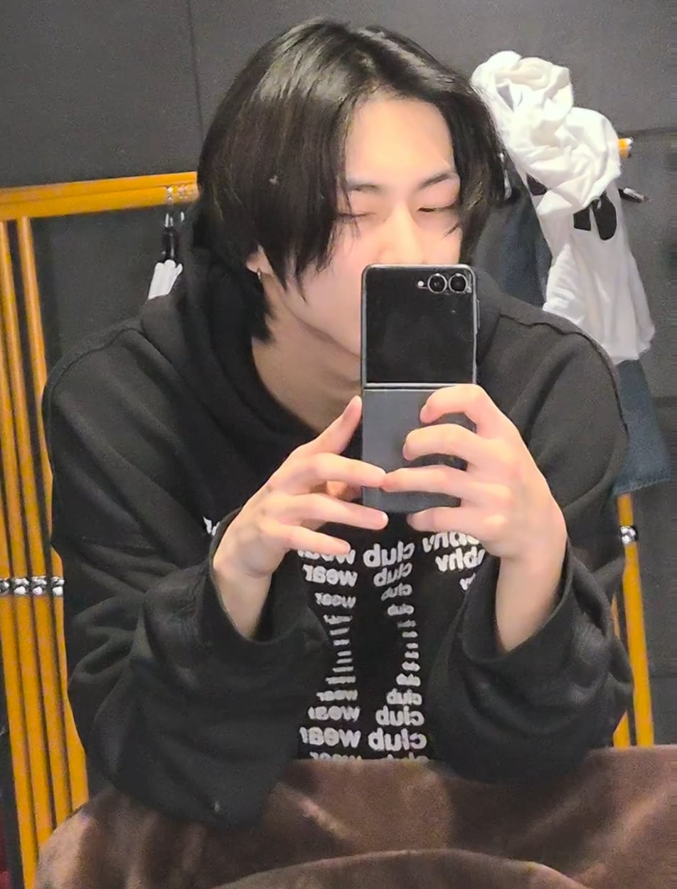 251122 Weverse: Jungwon