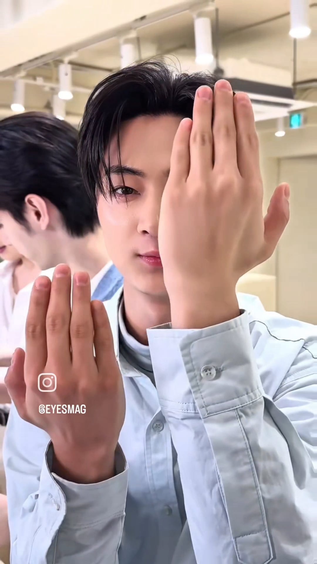 251109 eyesmag Instagram: ENHYPEN @ mixsoon Myeongdong flagship store