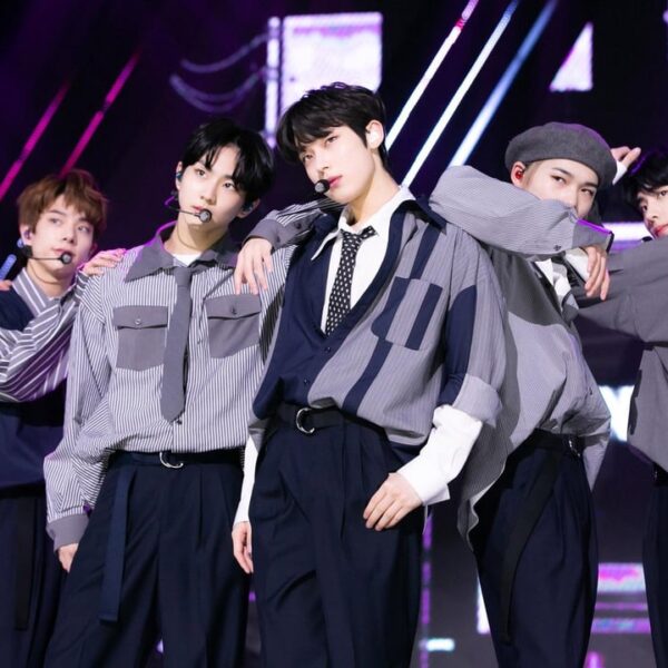 201211 Throwback: ENHYPEN - Let Me In (20 CUBE) (201208 Performance Photos) @ SBS THE SHOW