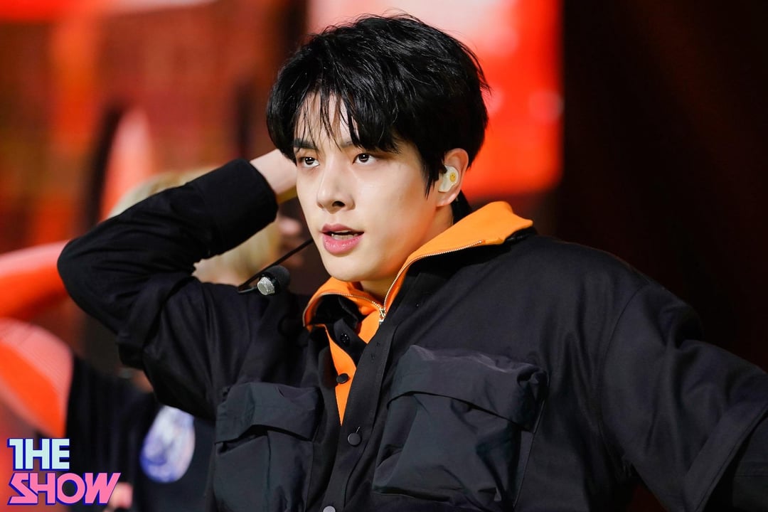 210526 Throwback: ENHYPEN - FEVER (210525 Performance Photos) @ SBS THE SHOW