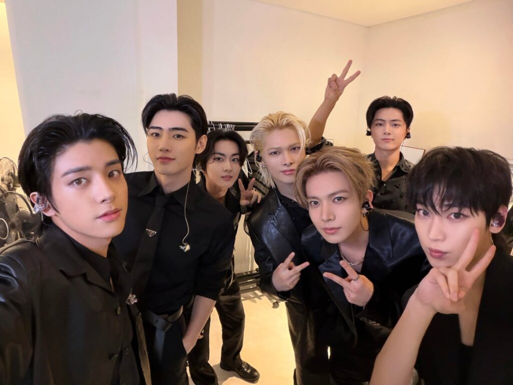 251102 Weverse: EN-BOARD